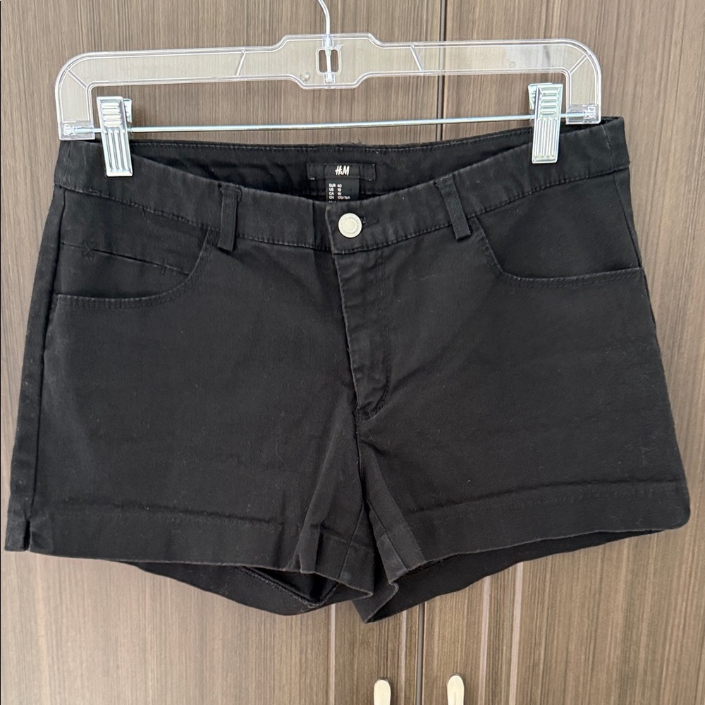 H&M Women's Classic Black‎ Jean Shorts